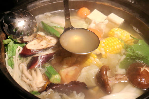 【國父紀念館站】囍聚精緻鍋物~五種鮮蝦及現流海鮮 再加頂級肉品 超滿足~ - ifunny